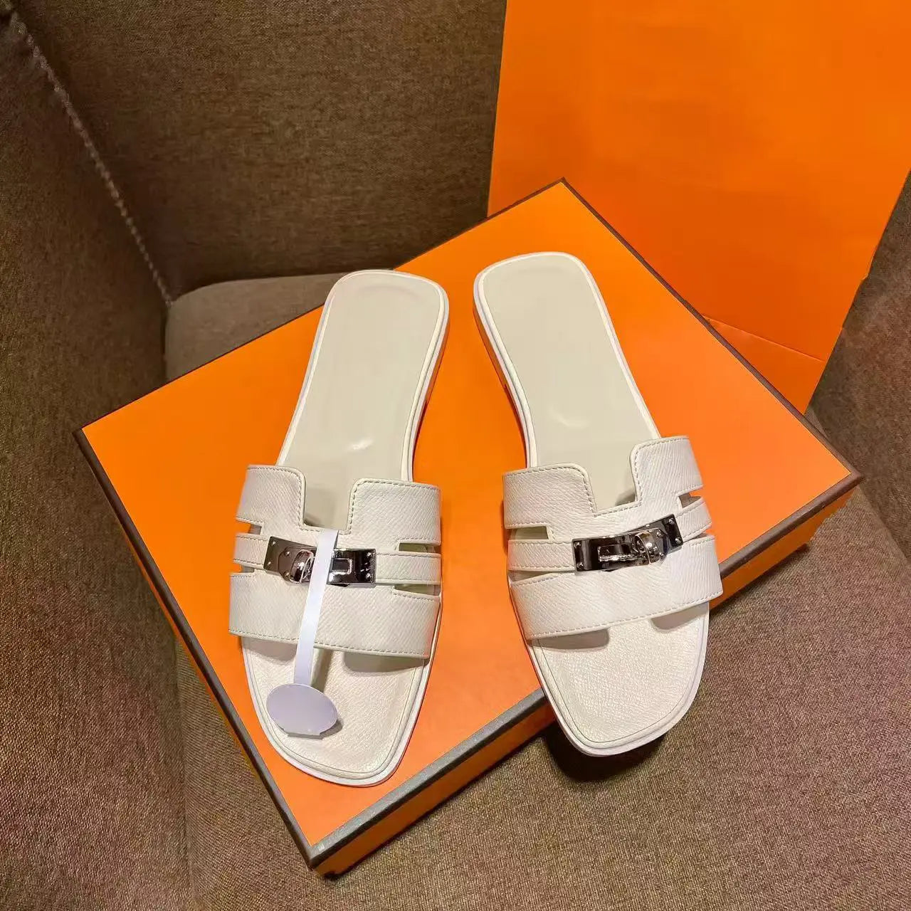 Women'S Flat Sandals with Metal Buckle - Stylish Versatile Spring/Summer New Arrivals Slide Walking Shoes for Girls